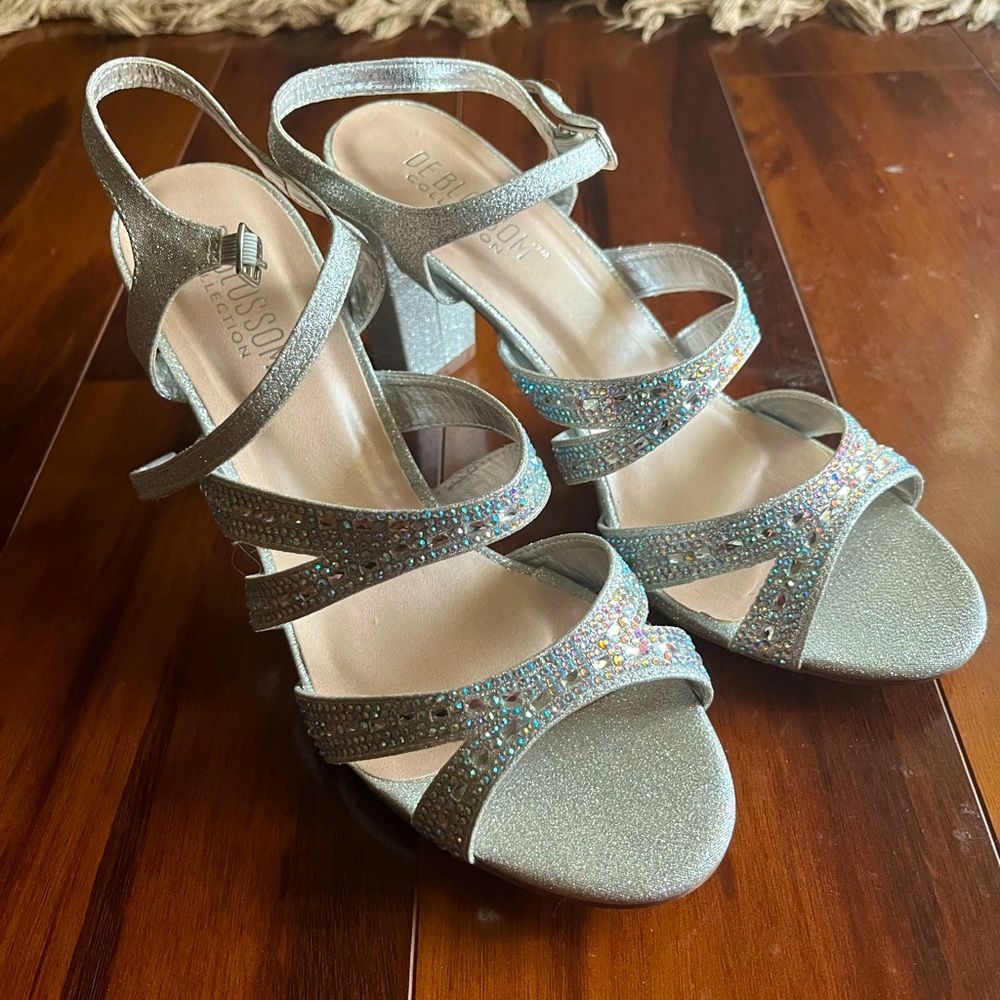 De blossom heels